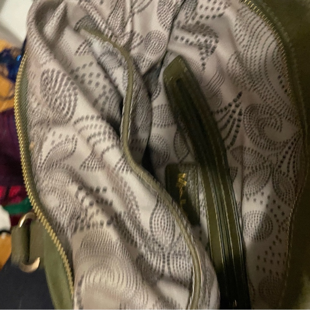 Medium large bag from Moda Luxe in army green - Picture 7 of 7